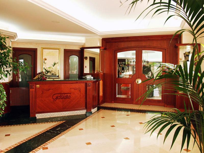 Hotel Gaudio Longobardi Exterior foto